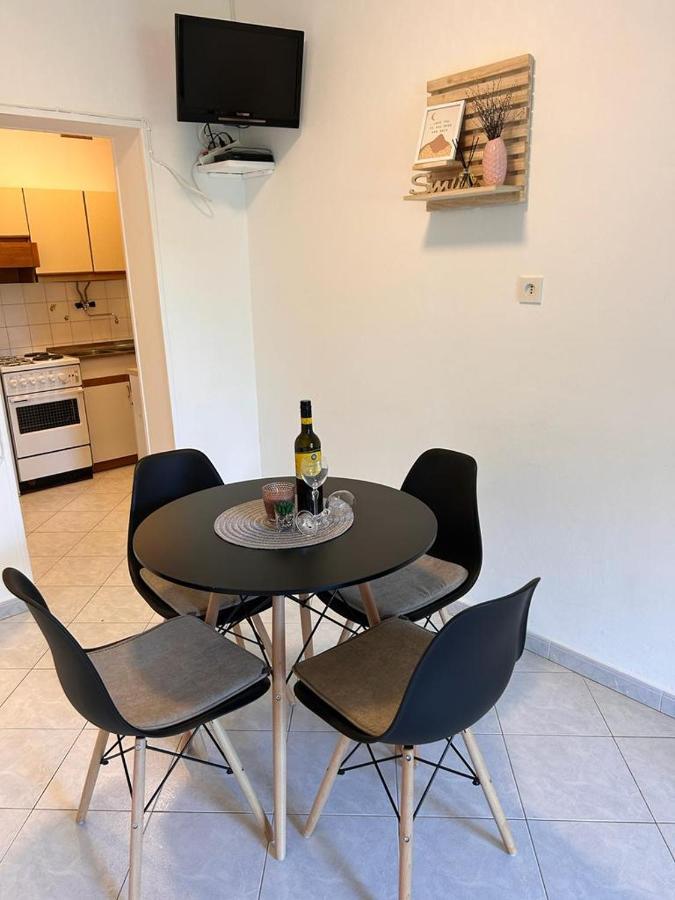 Apartment Near The Sea 650 Rabac Eksteriør billede