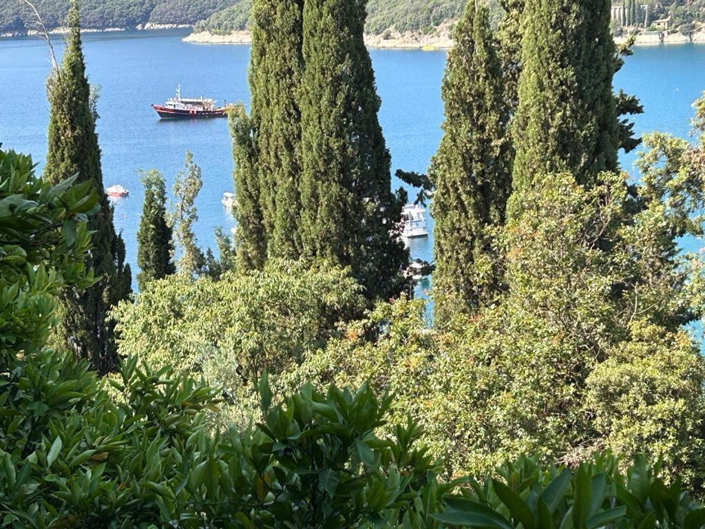 Apartment Near The Sea 650 Rabac Eksteriør billede