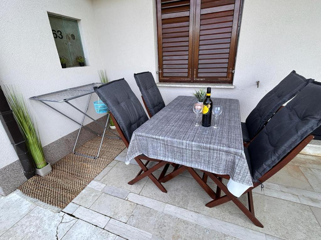 Apartment Near The Sea 650 Rabac Eksteriør billede